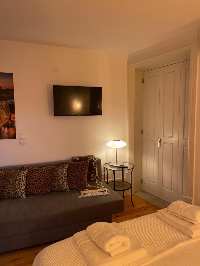 Historic Porto Balcony Hideaway - Taipas House 60 Apartment Exterior photo